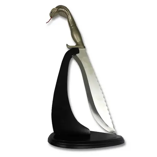Cobra Knife Display