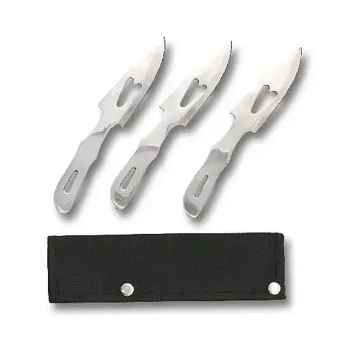 Scorned Lover Throwing Knives