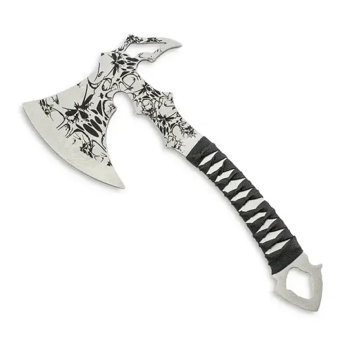 Screaming Skull Throwing Axe