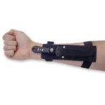 Stinger Wristblade