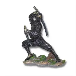 Tanto Ninja Statue